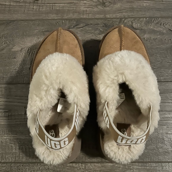 UGG Women's Fluff Yeah Slide Sandals - Chestnut - Picture 3 of 5